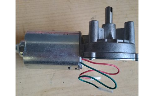 Keverőmotor (kapcsoló, felfogatás és adapter nélkül!)