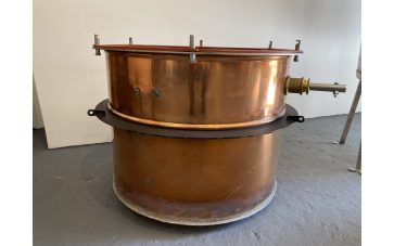   Üst keverőszerkezettel billenős DES 100l-hez peremtömítéses