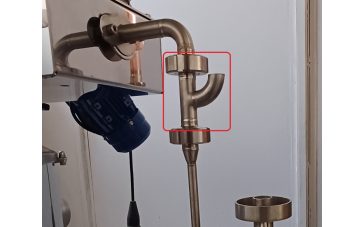 Kifolyó közdarab Triász lepárlóhoz