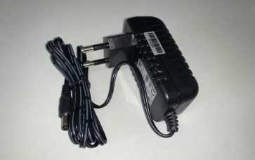 12V hálózati adapter bevilágításhoz (21029)
